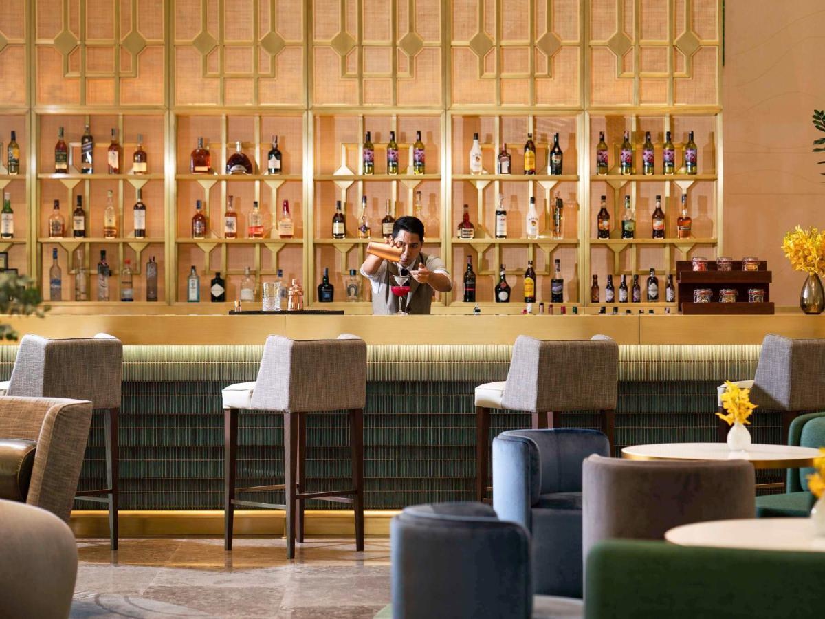 Moevenpick Hotel Bangkok Ploenchit Bdms Екстер'єр фото