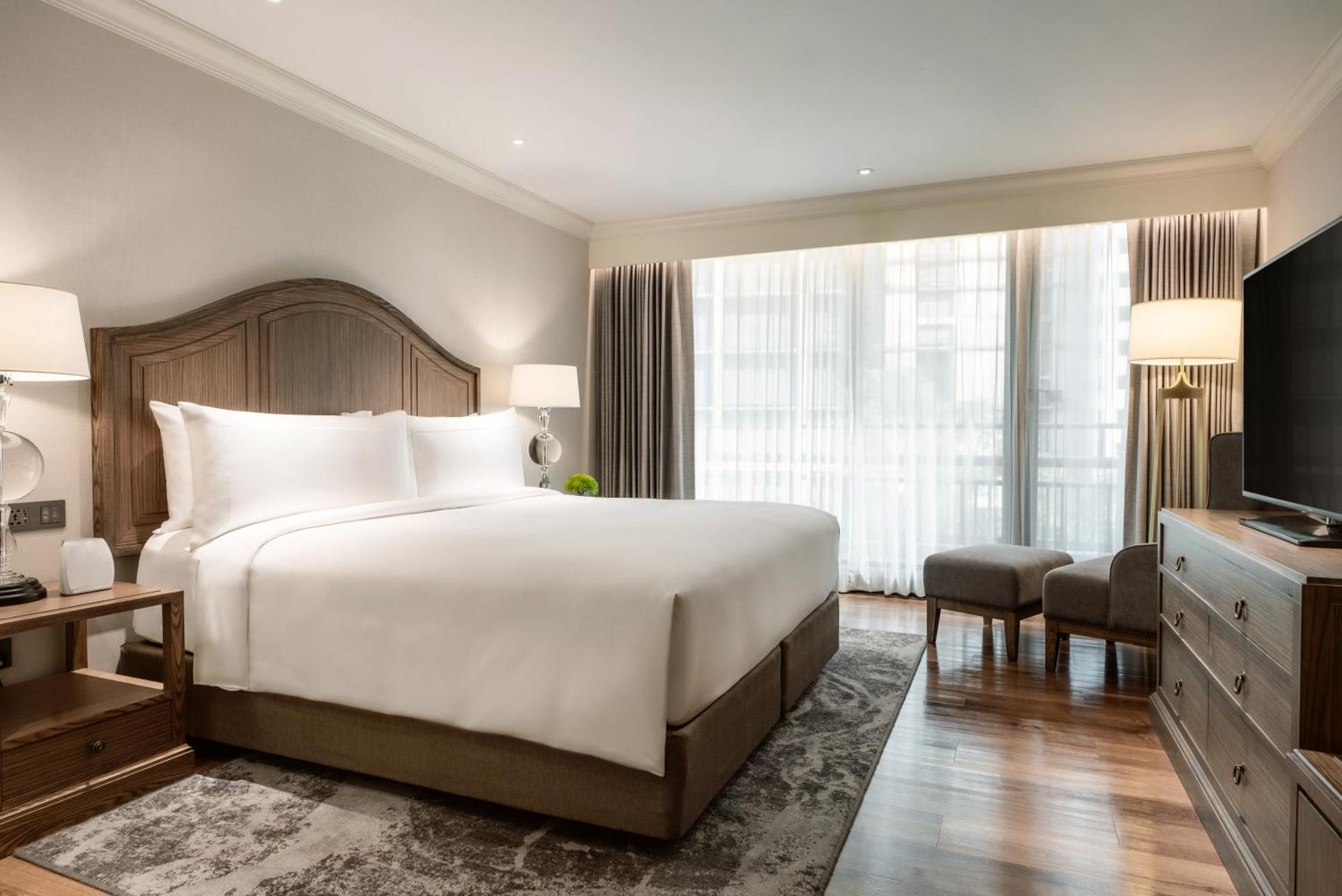 Moevenpick Hotel Bangkok Ploenchit Bdms Екстер'єр фото